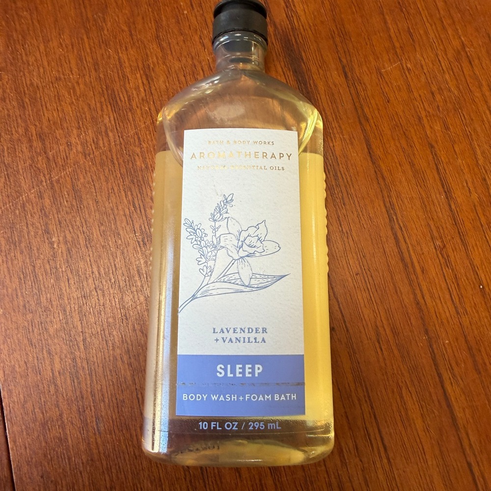 Bath & Body Works Aromatherapy Sleep Lavender Vanilla Body Wash Foam Bath 10oz